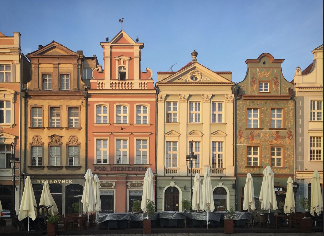 Poznański Stary Rynek został wyszorowany płynem do naczyń