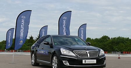 Hyundai oficjalnie przekazuje flotę aut na Euro 2012 [relacja autokult.pl]