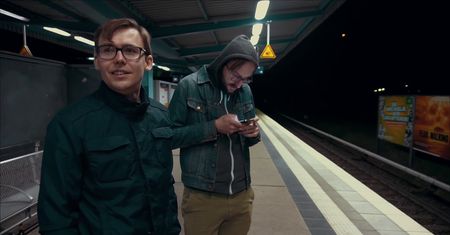 "Wszystko z nami w porządku" - rozmawiałem z reżyserem dokumentu o niezależnym gamedevie