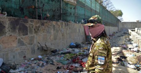 Ataki w Kabulu. Co chce osiągnąć brutalna filia ISIS?