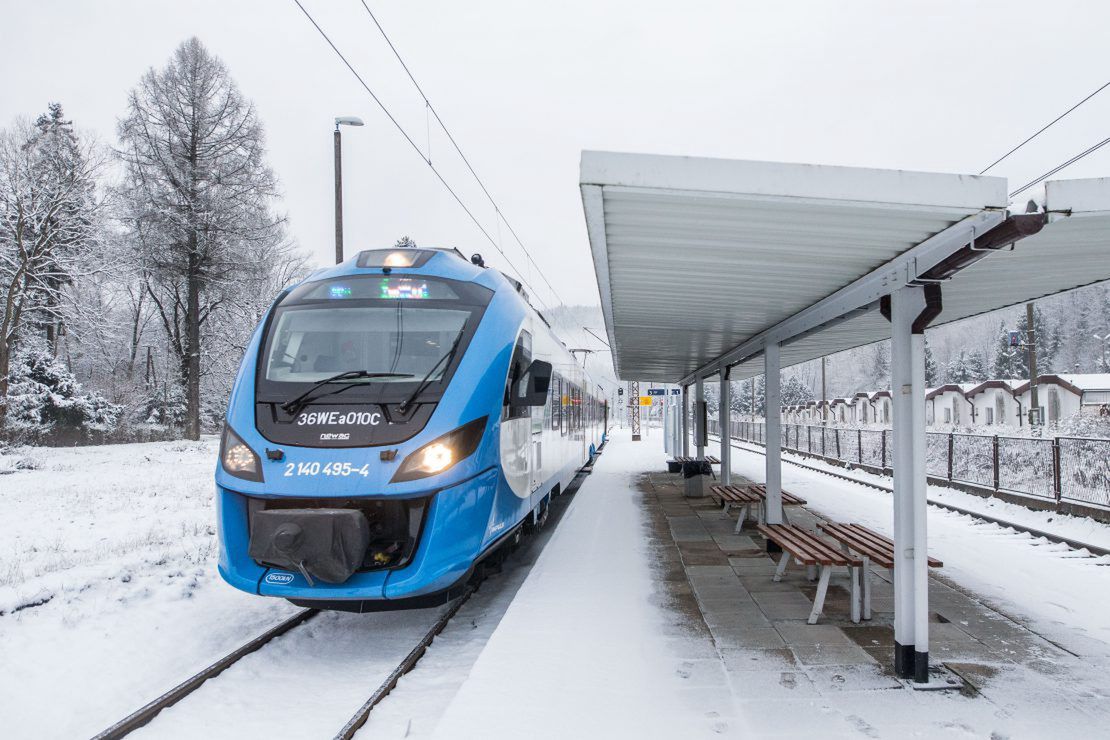Pasażerowie na podróż pociągiem z Katowic do Wisły Głębce muszą jeszcze poczekać.