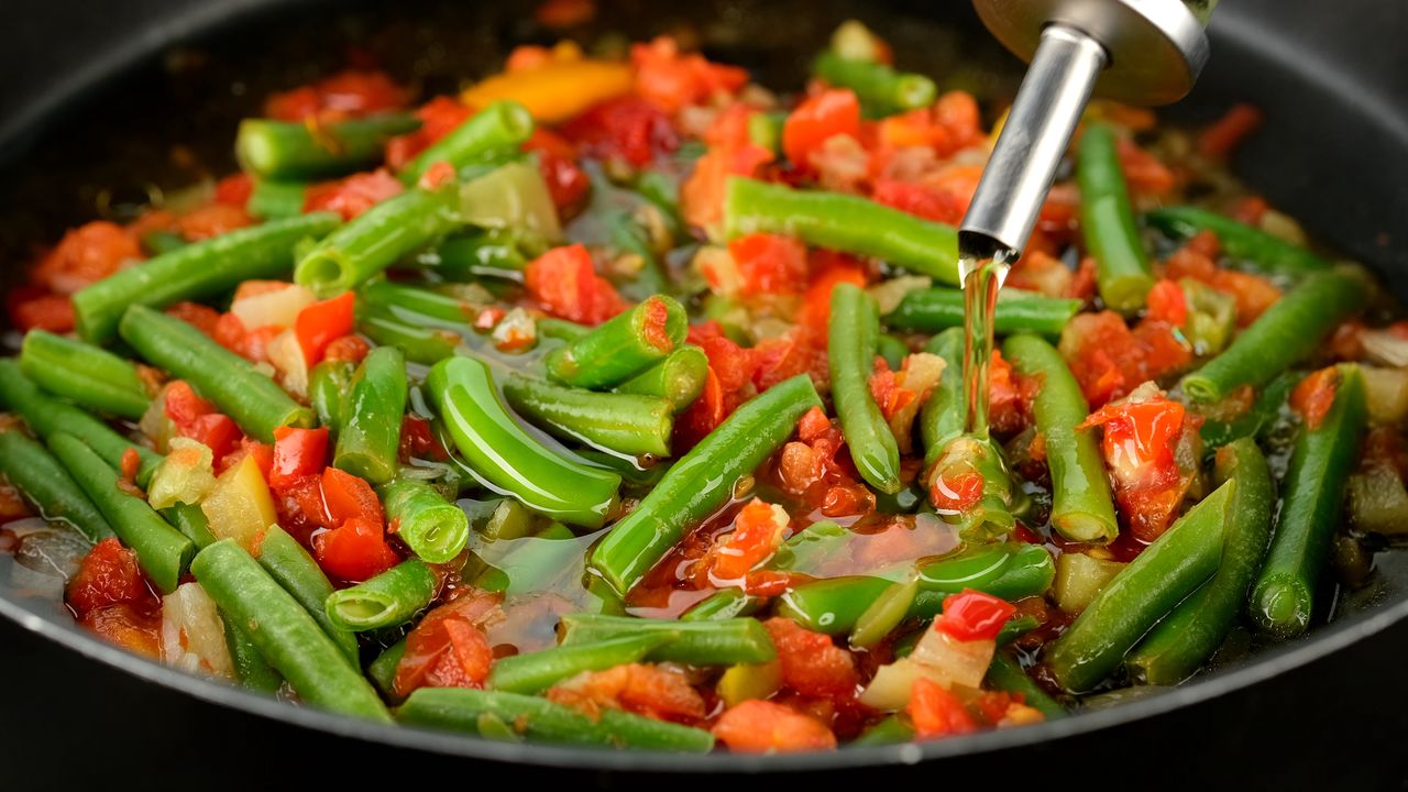 Nutritious one-pot meals for summer: Green beans with meat