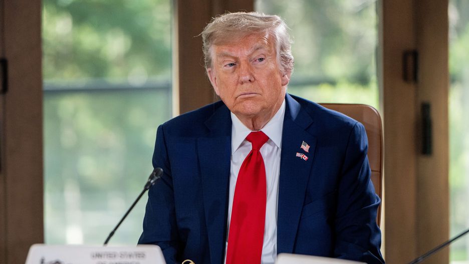 G7 Summit in Canada
epa12179589 US President Donald Trump attends the G7 Global Economic Outlook working session at the G7 Leaders' Summit in Kananaskis, Alberta, Canada, 16 June 2025.  EPA/SPENCER COLBY 
Dostawca: PAP/EPA.
SPENCER COLBY
G7 Leaders' Summit, group of seven, g7, meeting, Kananaskis