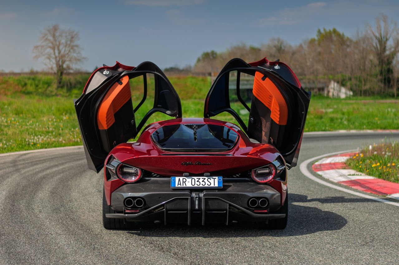 Alfa Romeo 33 Stradale