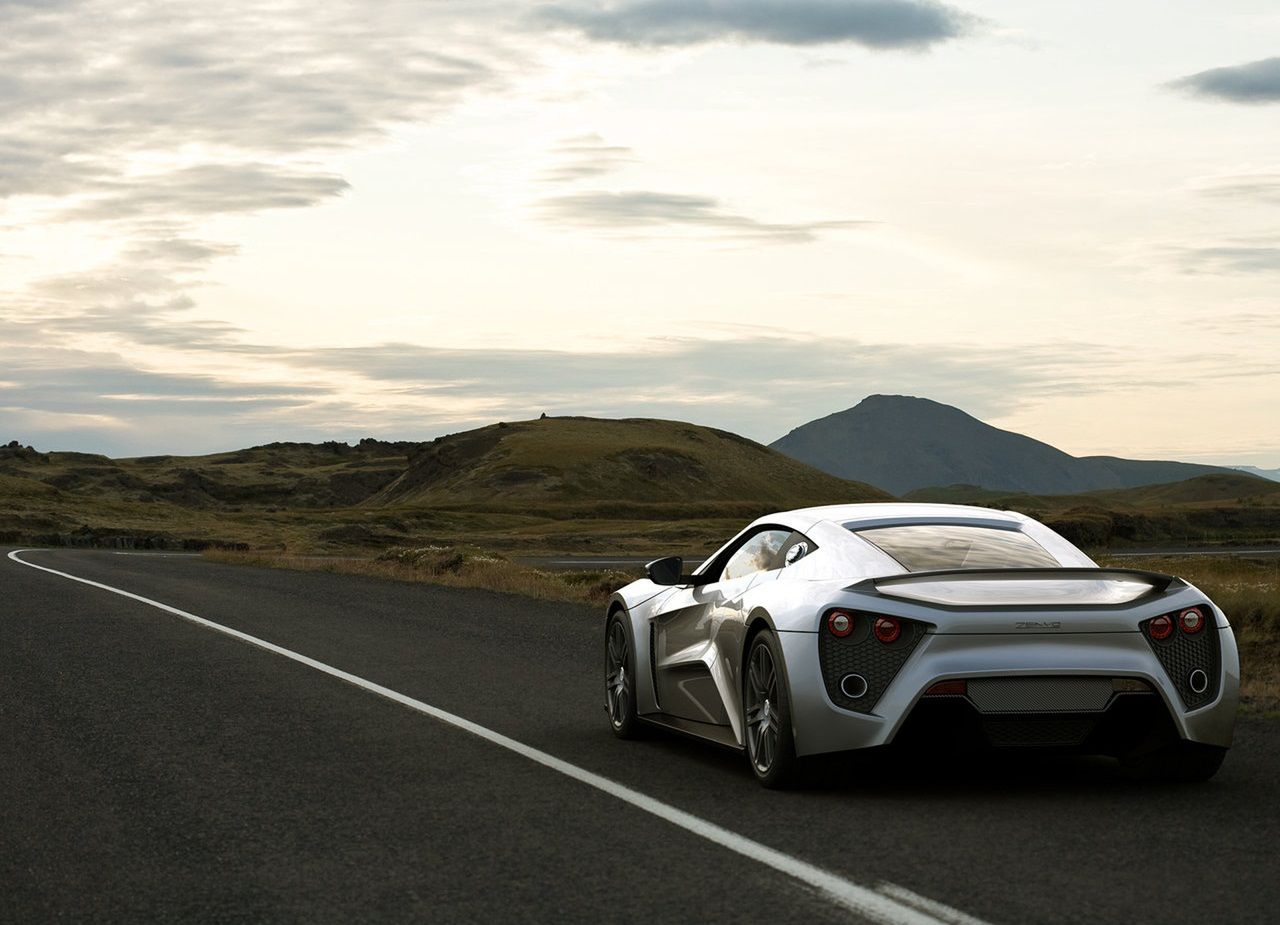 Zenvo ST1