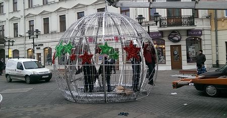 Nowe iluminacje świąteczne na lubelskim deptaku