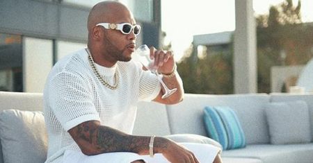 6-letni syn Flo Ridy w ciężkim stanie. Chłopczyk wypadł z piątego piętra