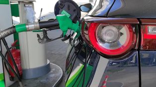 Po świętach duże podwyżki na stacjach. Eksperci podali o ile drożej