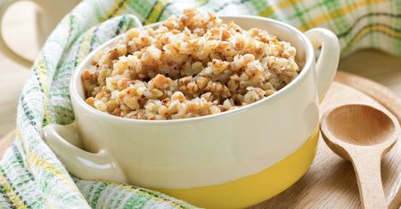 Wartościowy składnik diety. Dlaczego warto jeść kaszę gryczaną?