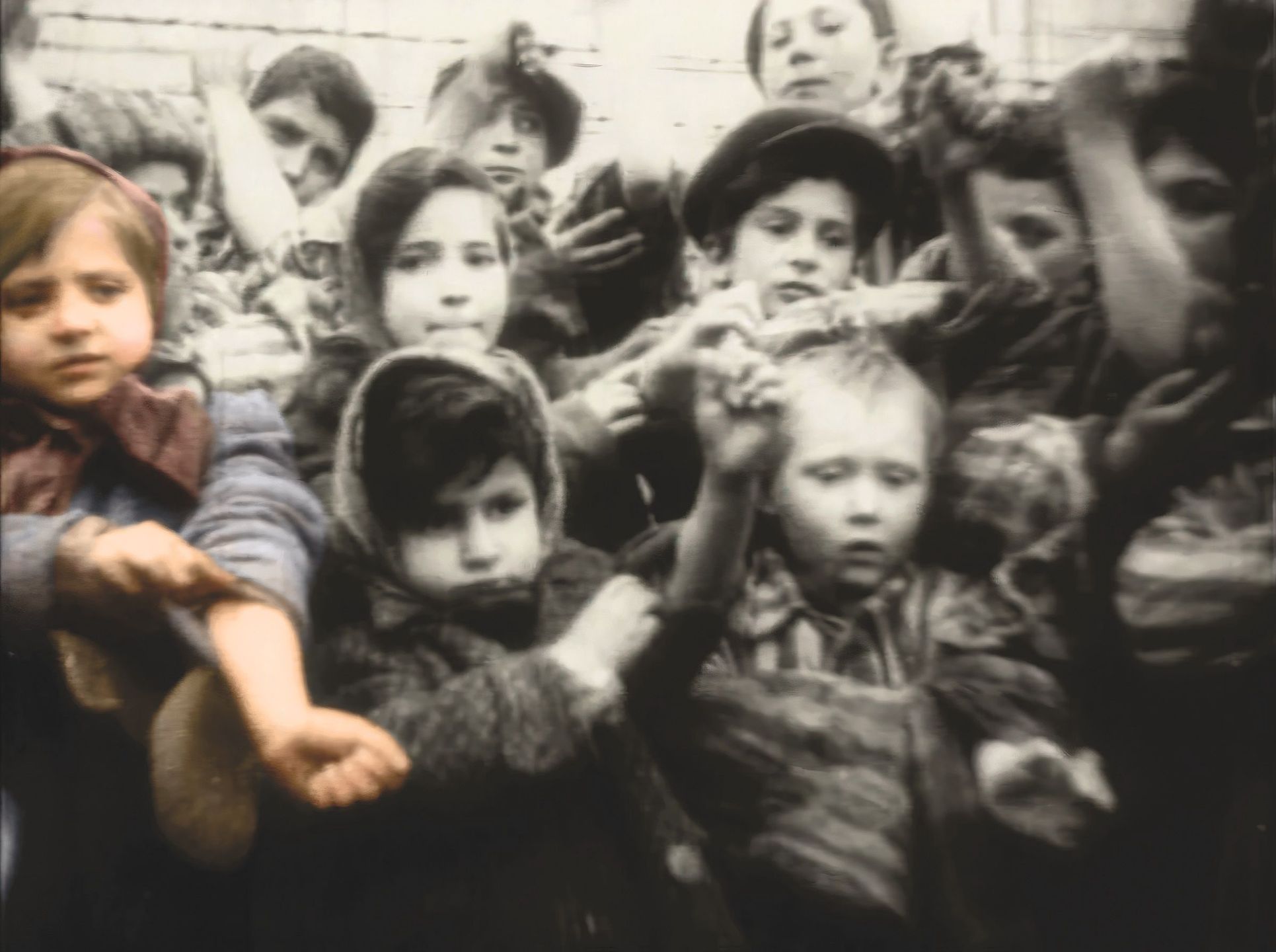 Rosjanie rozkazali, byśmy pokazali tatuaże