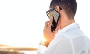 Tak spławisz telemarketera. Jedno zdanie kończy rozmowę