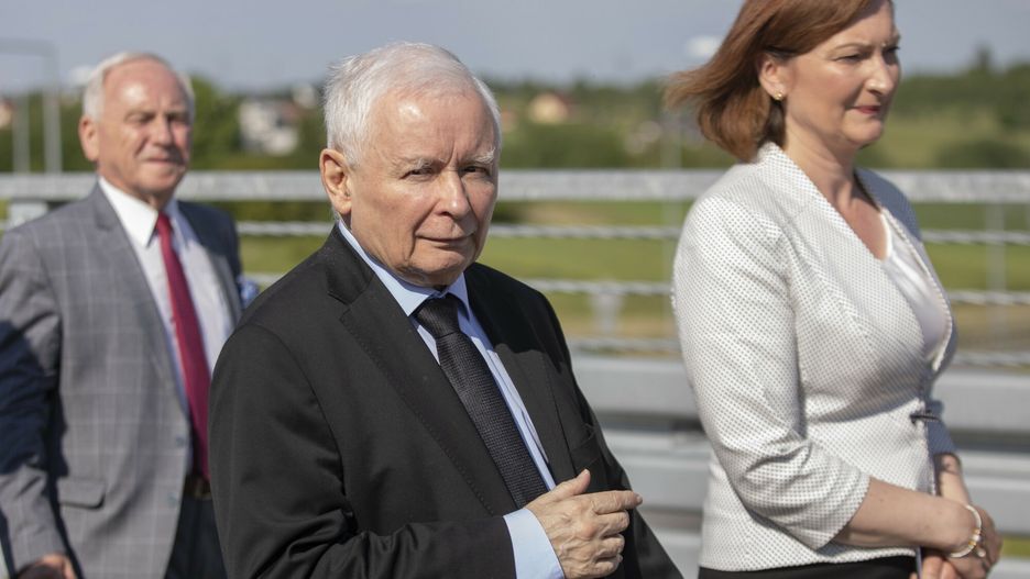Prezes PiS Jarosław Kaczyński i Ewa Leniart, przegrana w wyborach na prezydent Rzeszowa