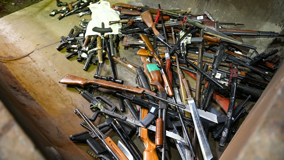  Posiadacze nielegalnej broni nie zostaną ukarani, jeśli przekażą ją na front