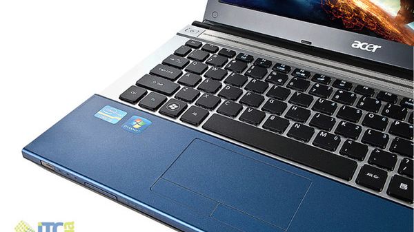 Acer TimelineX 4830T – mocny i długowieczny 1