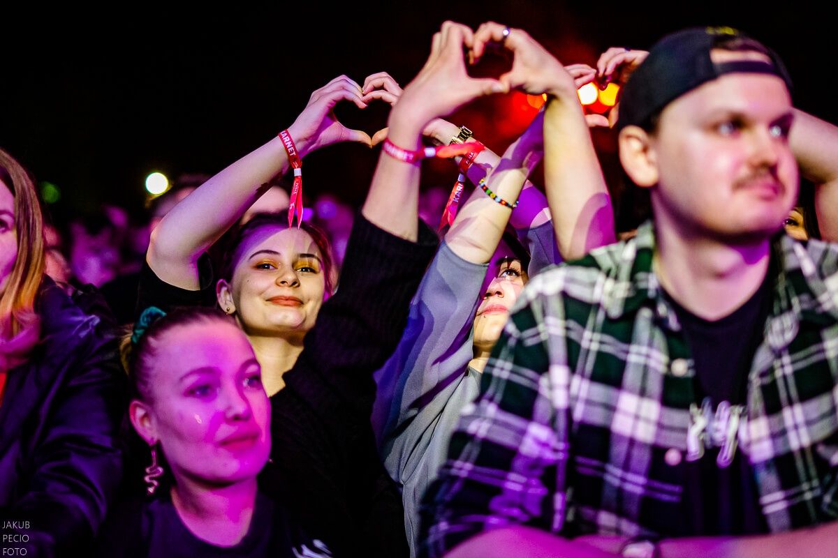 Oskar Cyms wjeżdża do składu Lublinaliów! Gwiazda radiowych hitów na scenie Browaru Perła