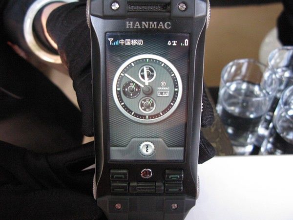 Hanmac - francuski smartfon dla bogatych Chińczyków 2