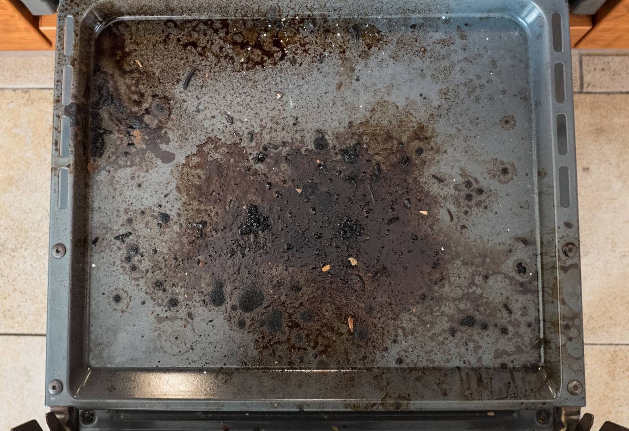 Home remedies for a sparkling baking tray: Tips and tricks