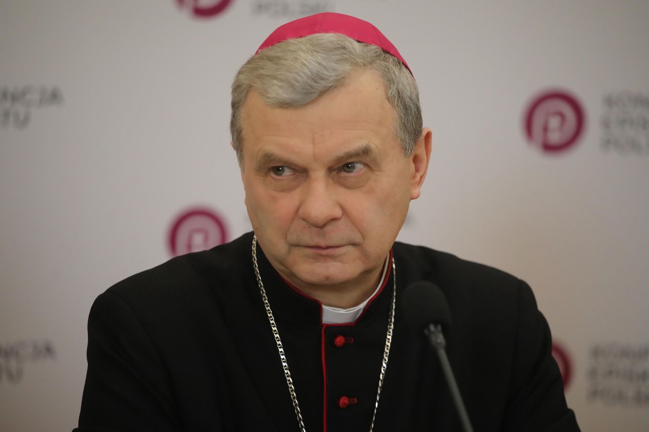 Wciąż pijemy za dużo. Biskup przypomina o zagrożeniach