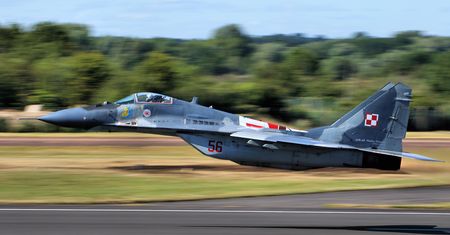 Polski MiG-29 uszkodził budynki gromem dźwiękowym. Wyjaśniamy działanie tego zjawiska