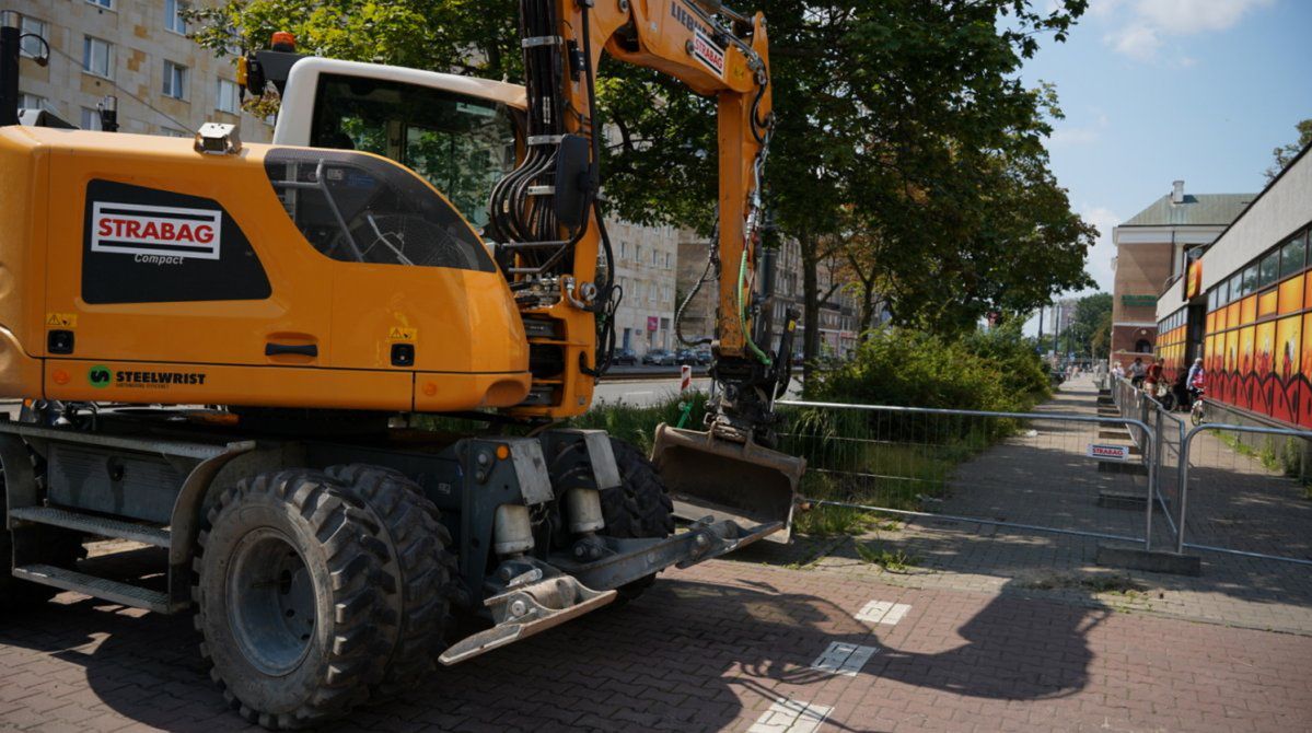 Warszawa: Aleja Solidarności w remoncie. Jeden pas i tydzień bez tramwajów