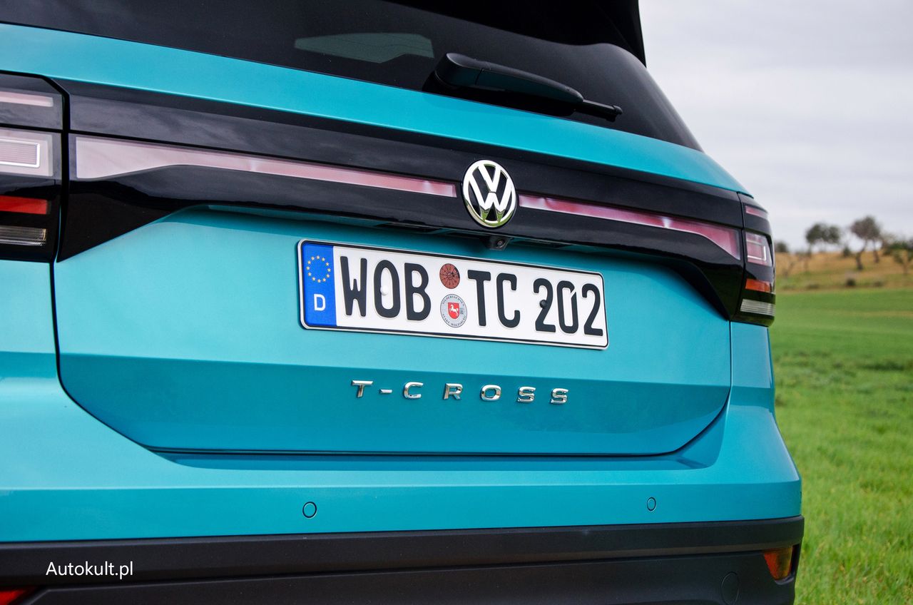 Volkswagen T-Cross jest drogi, ale cenę można usprawiedliwić dobrym projektem i bogatym wyposażeniem.