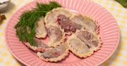 Zrób wiosenne pierogi z różowym farszem. Dodatek sera podkręci wyrazisty smak