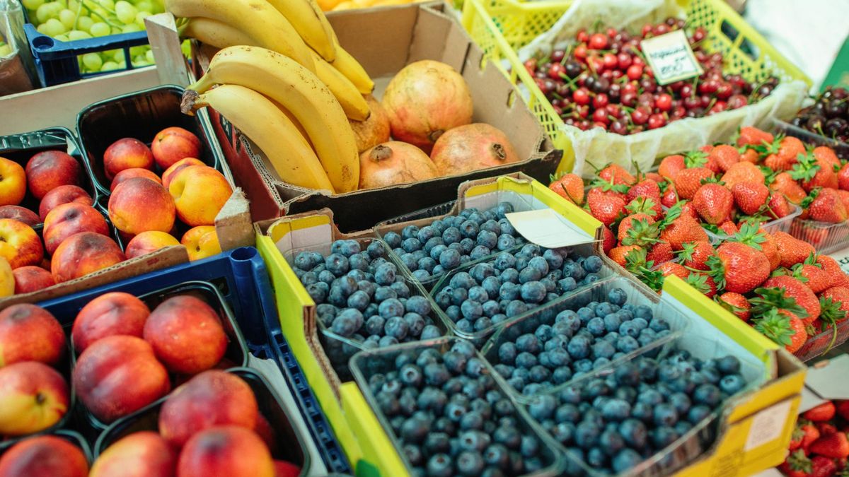 Brudna dwunastka 2025 roku. W tych owocach i warzywach znajduje się najwięcej pestycydów
