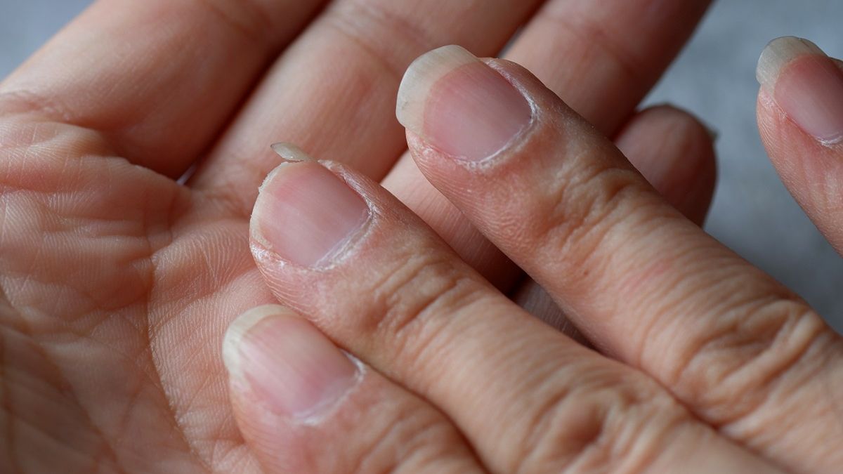 Jak dbać o paznokcie po hybrydzie?