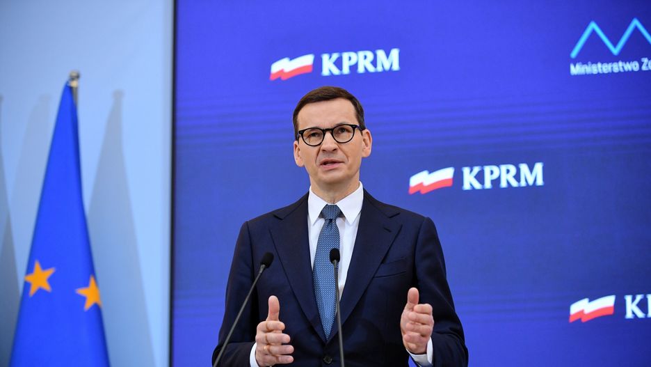 Premier Mateusz Morawiecki podczas konferencji prasowej