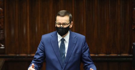 "Mam nadzieję, że zażartował". Morawiecki o obietnicy Kaczyńskiego
