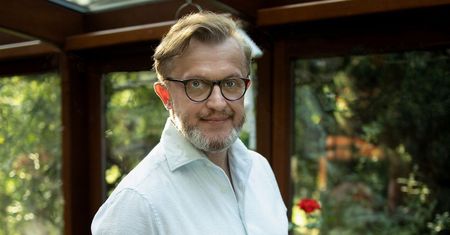 Fryderyk Karzełek miał wysoki dług. Mówi, co zrobić na początku