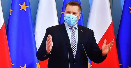 Przemysław Czarnek faworyzuje prorządowe pisma? Minister odpiera zarzuty