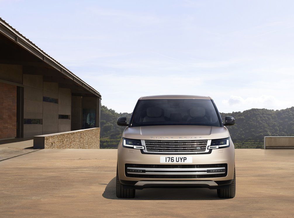 Nowy Range Rover nie tylko wygląda, ale i kosztuje jak dom. Znamy polskie ceny