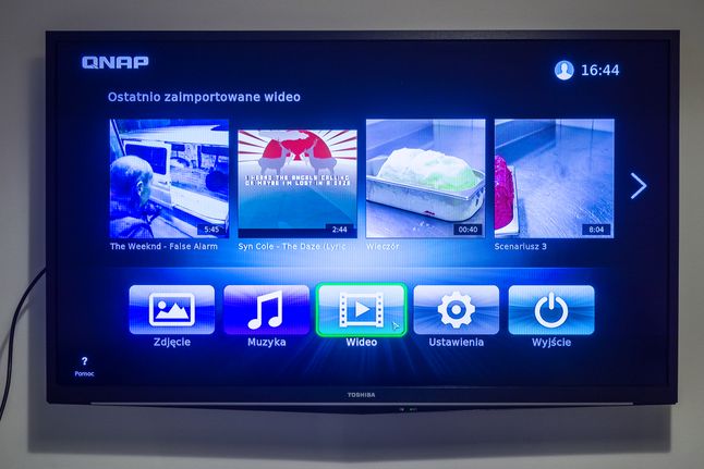Aplikacja HD Player jest bardzo prosta i intuicyjna, a co ważne - bez problemu radzi sobie z plikami RAW!