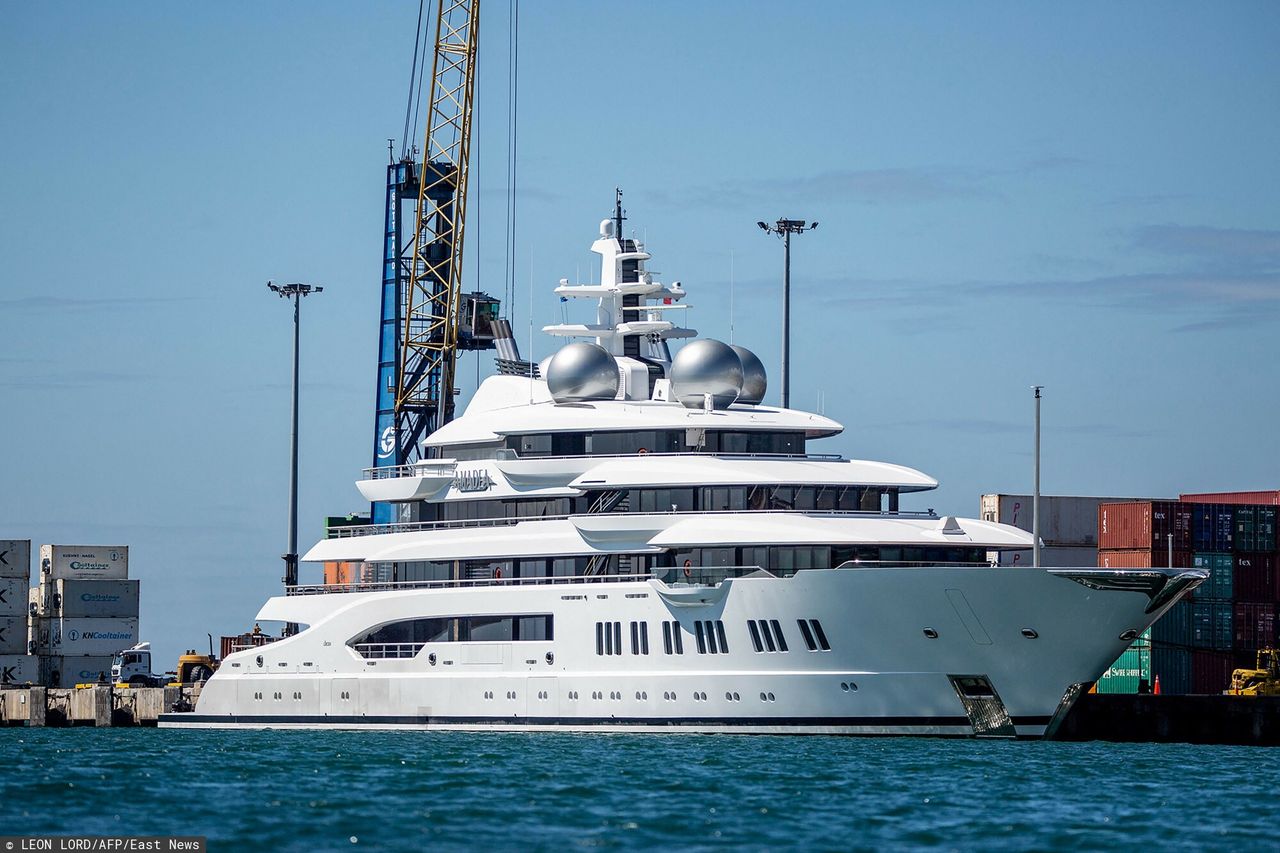 The richest Russians began to gradually move their assets back to the country.