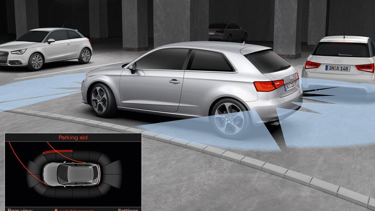 Działanie czujników parkowania w samochodzie Audi