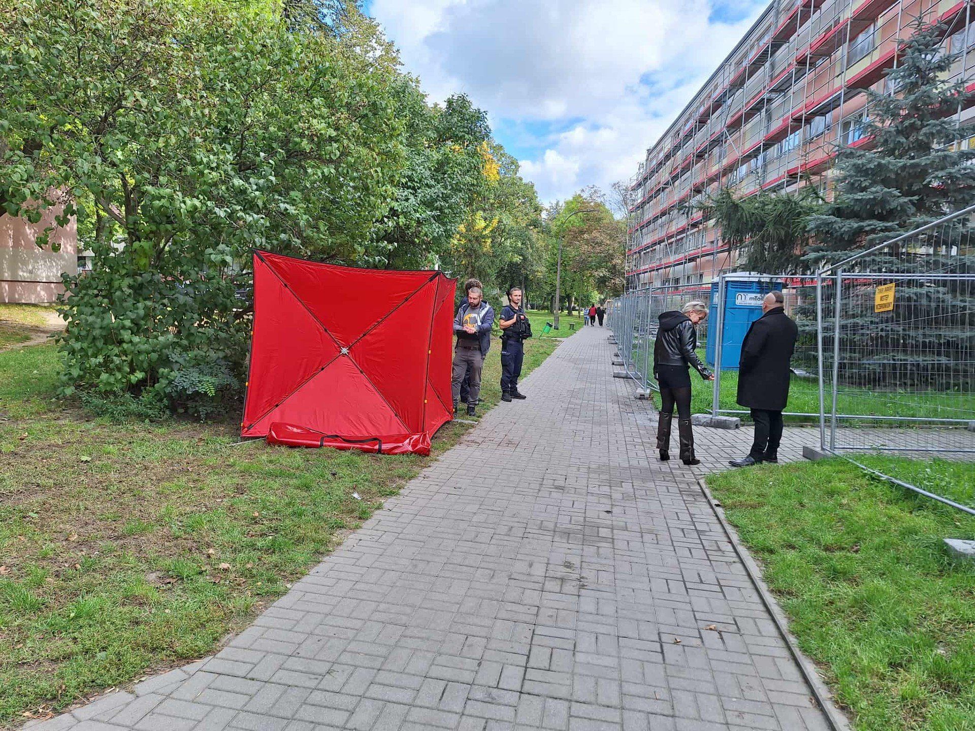 Śmierć starszej pani i jej opiekunki w mieszkaniu na Teofilowie. To było morderstwo!