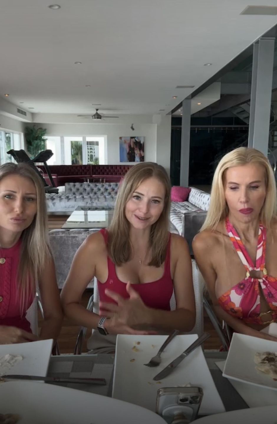 Agata Rubik pichci pierogi z... Anetą Glam