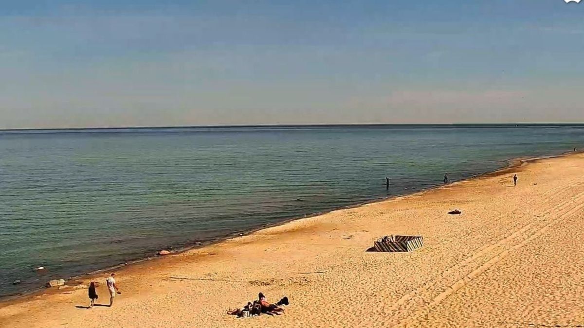 Pustki na plaży w Chłapowie