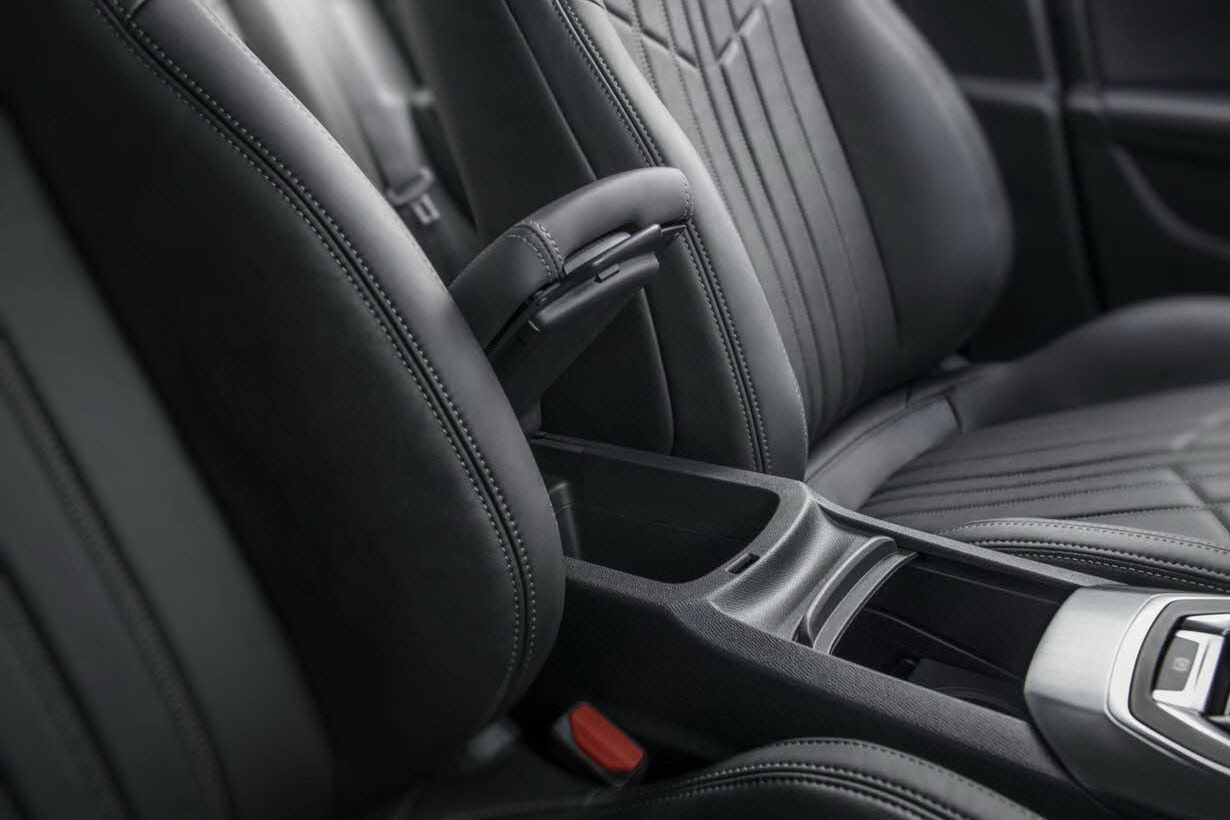 Nowy Peugeot 308 w obszernej galerii zdjęć 30