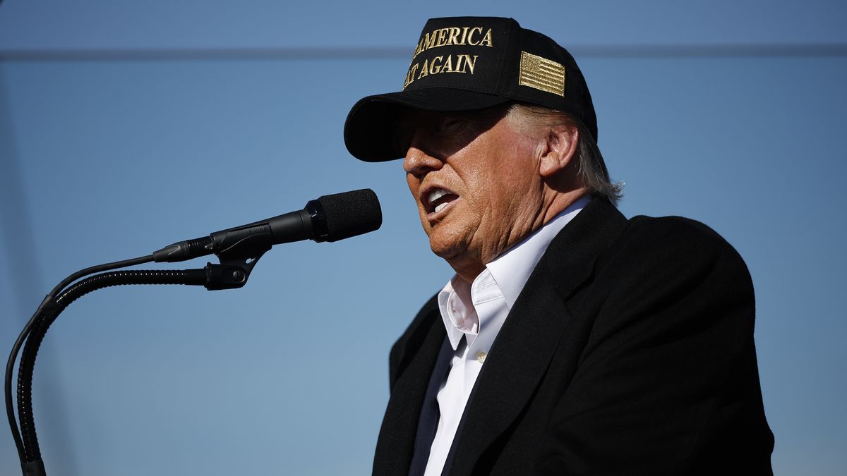 ALBUQUERQUE, NEW MEXICO - OCTOBER 31: Republican presidential nominee, former U.S. President Donald Trump holds a campaign rally at Albuquerque International Sunport on October 31, 2024 in Albuquerque, New Mexico. With less than a week until Election Day, Trump is campaigning for re-election in New Mexico and the battleground states of Nevada and Arizona on Thursday. (Photo by Chip Somodevilla/Getty Images)