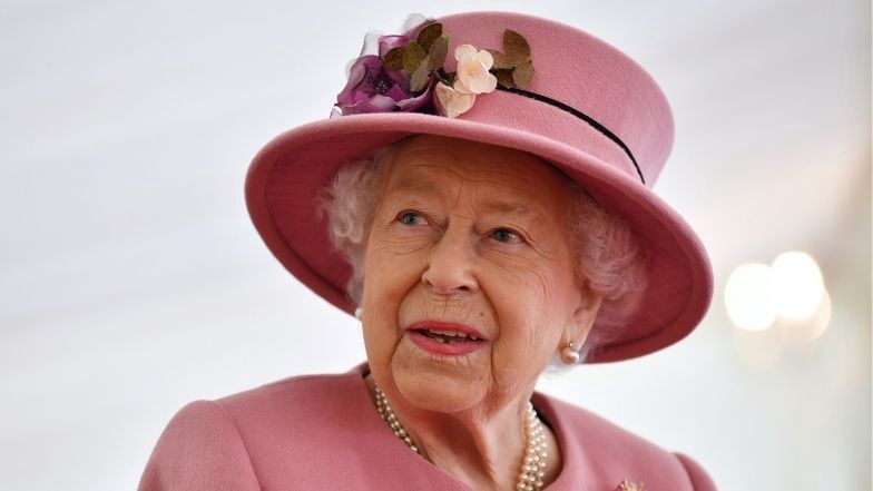 Królowa Elżbieta II zachęca Brytyjczyków do szczepienia na koronawirusa: "MYŚLCIE O INNYCH"