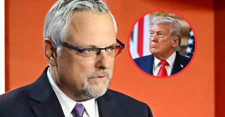 "Szturchali nas, popychali, kopali". Tak potraktowali Wronę zwolennicy Trumpa