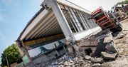 Bydgoszcz: Tak znikała dawna Astoria. Latem na jej otwartych basenach tętniło życie - archiwalne zdjęcia