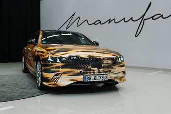 Zbliża się odświeżona Klasa S. Mercedes zdradza kolejne szczegóły