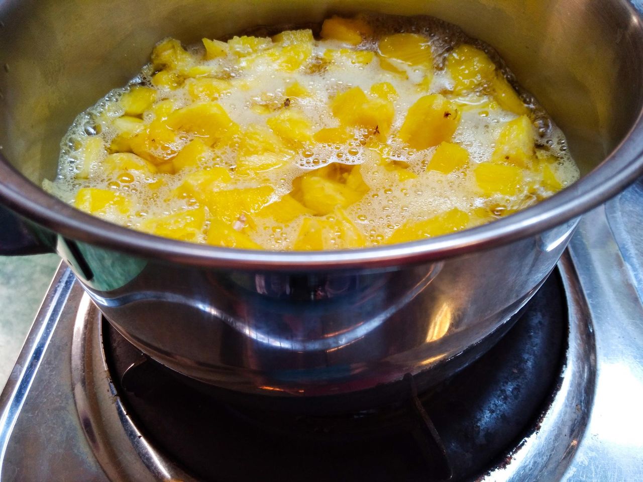 Produkty, które powodują ból pleców. Lepiej unikać