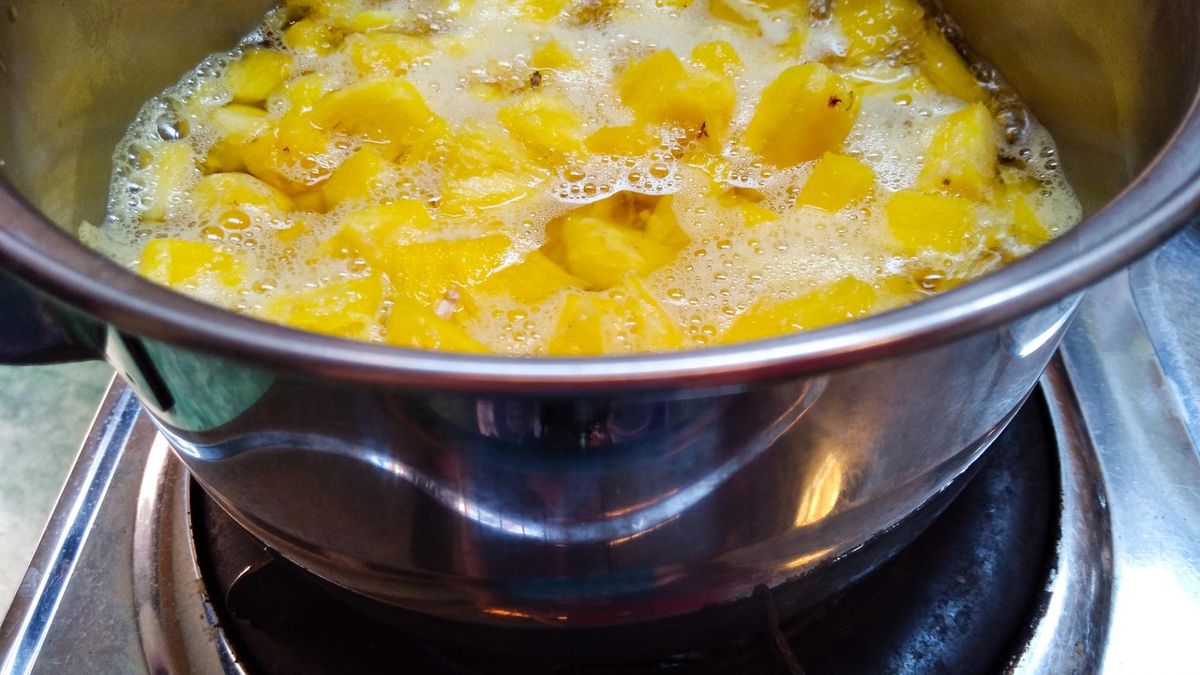 Ból pleców może być spowodowany spożywaniem nieodpowiednich pokarmów