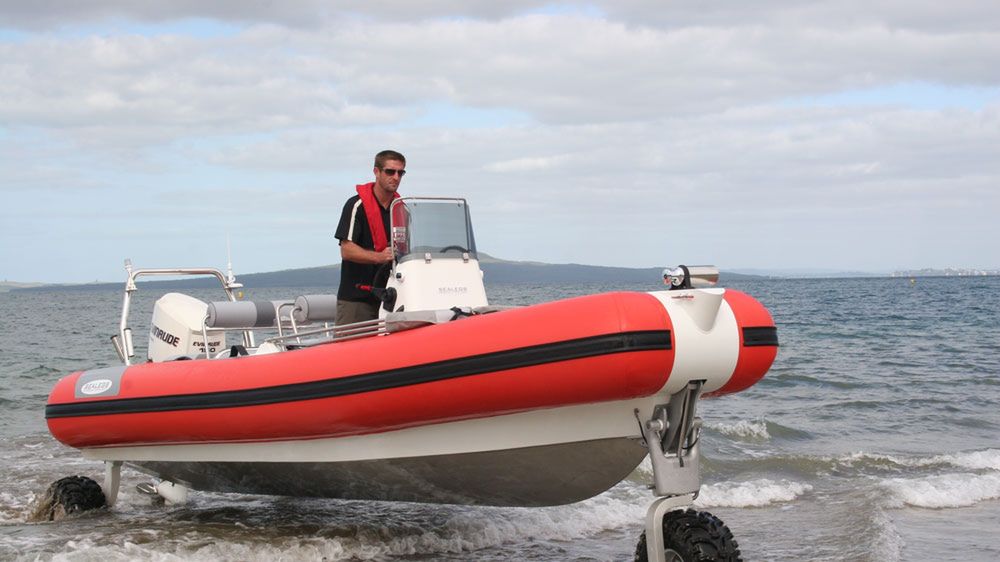 To jeszcze łódź czy już samochód? 1