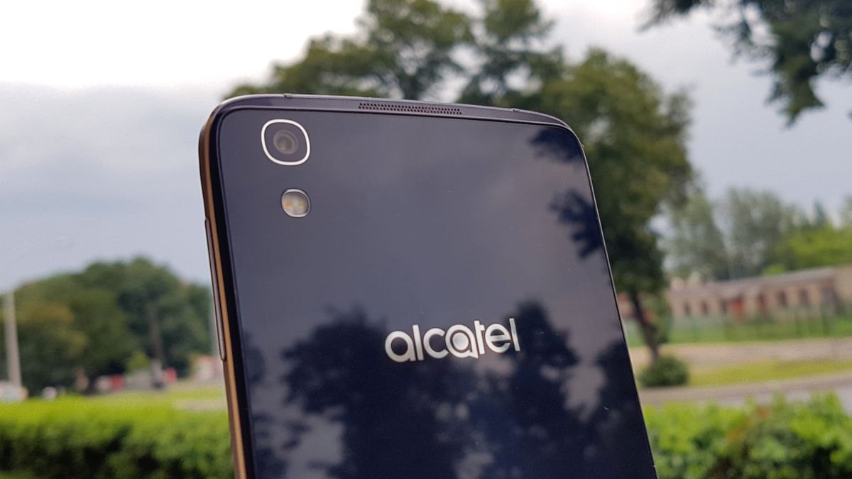 Alcatel Idol 4: 5 pomysłowych rozwiązań, których próżno szukać u konkurencji 1