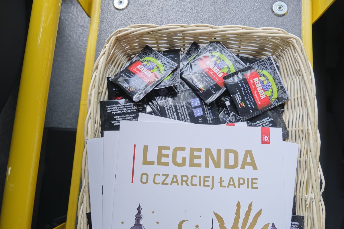 Kolorowy trolejbus z okazji Dnia Dziecka można było spotkać na linii nr 150